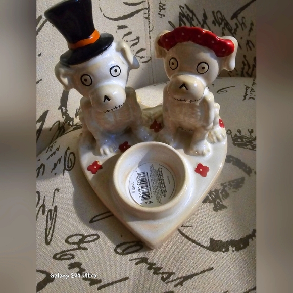 Yankee Candle Mr/Mrs Bonesy Candle holder NWT Dia de los muertos decor - Picture 1 of 6